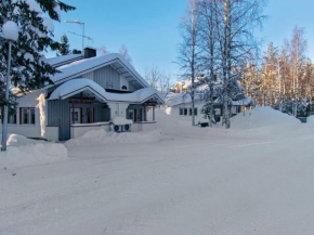 Holiday Home Hallantytär a1 paritalo by Interhome